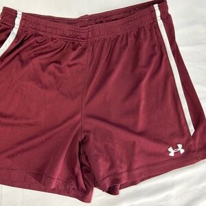 Under Armour  Women's Maroon Shorts - MD